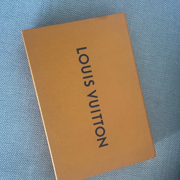 Louis Vuitton Set - Picture 7 of 7